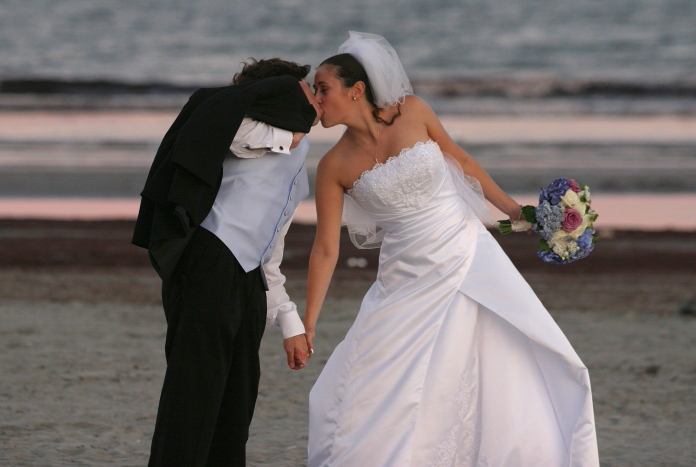 kate whitney lucey wedding photographer eastons beach weddings newport ri-005